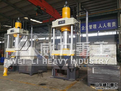 315噸三梁四柱油壓機(jī)